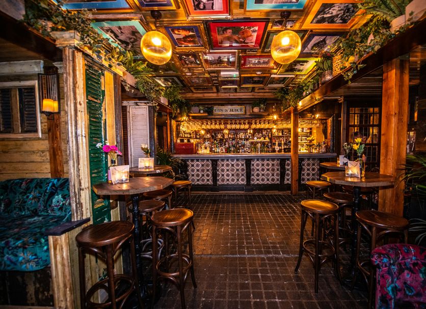 Bar Foto
