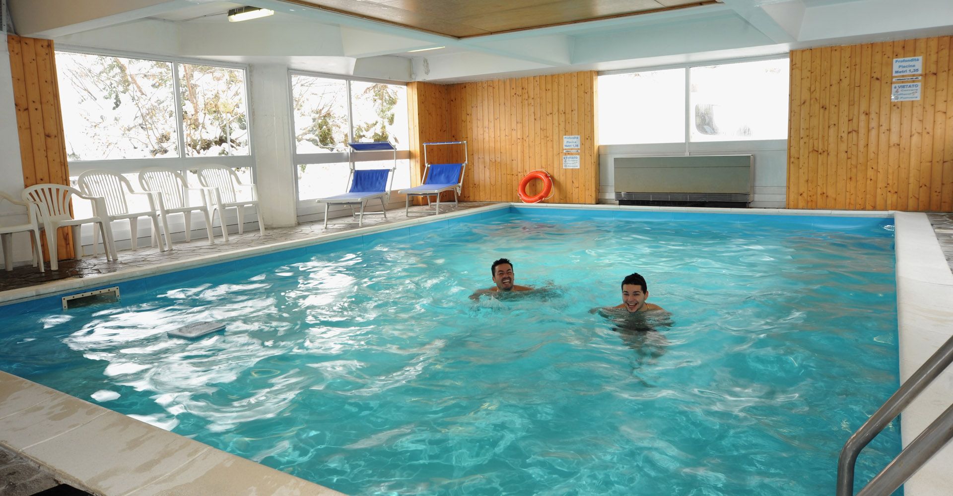 Piscina